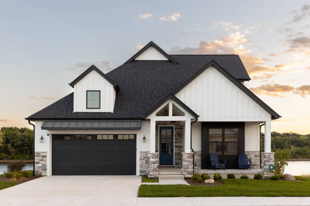 Best Roof Leak Repair  in Charleston, IL
